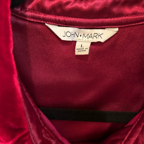 John Mark Velvet Point Collar Long Sleeve Button Front Tunic Scarlet Romantic - Picture 7 of 7